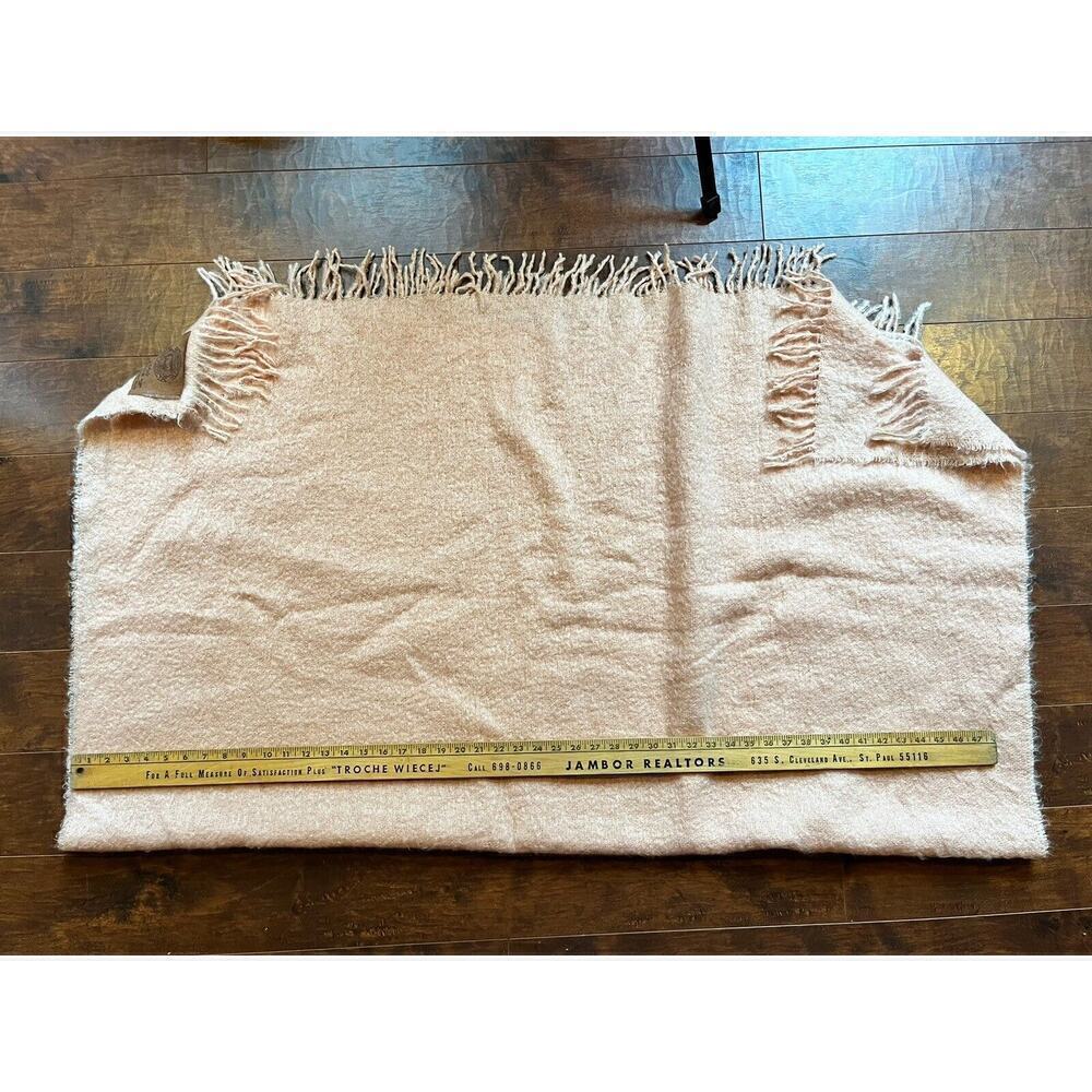 Compagnia Lane Preziose 100% Mohair Peach Throw blanket Fringe - Picture 4 of 6